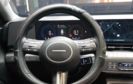 Hyundai Kona, 2023 год, 1 660 000 рублей, 5 фотография