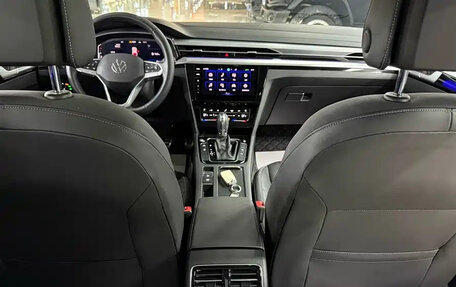 Volkswagen Passat CC, 2025 год, 16 фотография