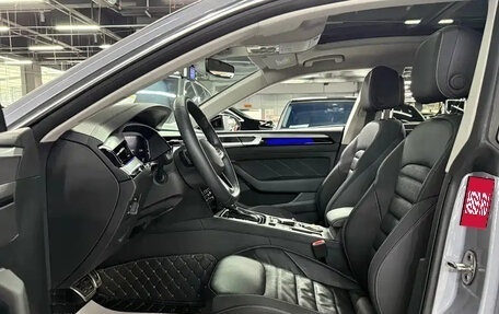 Volkswagen Passat CC, 2025 год, 8 фотография