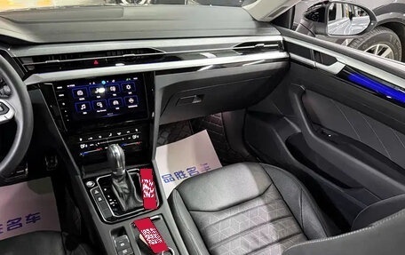 Volkswagen Passat CC, 2025 год, 12 фотография