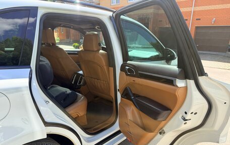 Porsche Cayenne III, 2012 год, 2 500 000 рублей, 16 фотография