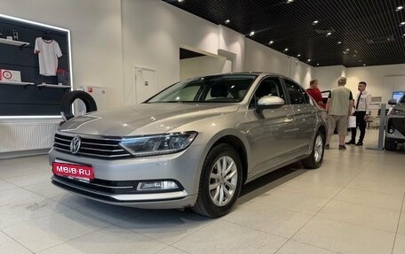 Volkswagen Passat B8 рестайлинг, 2017 год, 1 885 000 рублей, 1 фотография