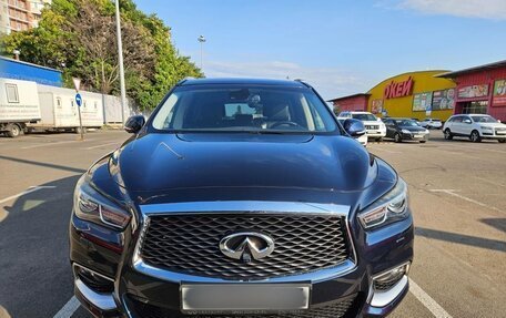 Infiniti QX60 I рестайлинг, 2017 год, 3 000 000 рублей, 11 фотография