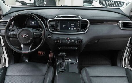 KIA Sorento III Prime рестайлинг, 2016 год, 2 290 000 рублей, 9 фотография