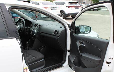 Volkswagen Polo VI (EU Market), 2017 год, 955 000 рублей, 16 фотография