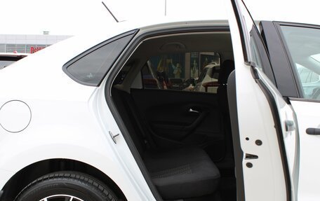 Volkswagen Polo VI (EU Market), 2017 год, 955 000 рублей, 15 фотография