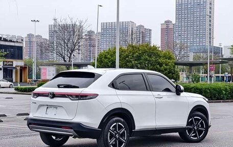 Honda Vezel, 2022 год, 1 450 000 рублей, 4 фотография
