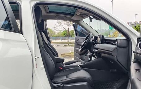 Honda Vezel, 2022 год, 1 450 000 рублей, 11 фотография
