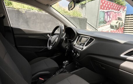 Hyundai Solaris II рестайлинг, 2021 год, 1 844 000 рублей, 6 фотография