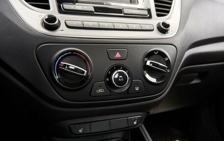 Hyundai Solaris II рестайлинг, 2021 год, 1 844 000 рублей, 10 фотография