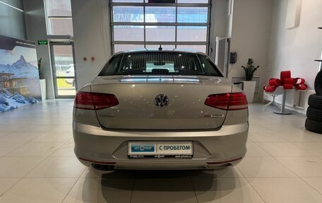 Volkswagen Passat B8 рестайлинг, 2017 год, 1 885 000 рублей, 5 фотография