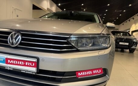 Volkswagen Passat B8 рестайлинг, 2017 год, 1 885 000 рублей, 8 фотография