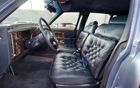 Cadillac Brougham, 1991 год, 8 500 000 рублей, 21 фотография
