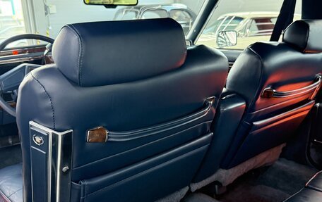 Cadillac Brougham, 1991 год, 8 500 000 рублей, 25 фотография