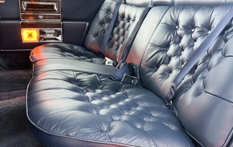 Cadillac Brougham, 1991 год, 8 500 000 рублей, 19 фотография