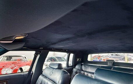 Cadillac Brougham, 1991 год, 8 500 000 рублей, 24 фотография