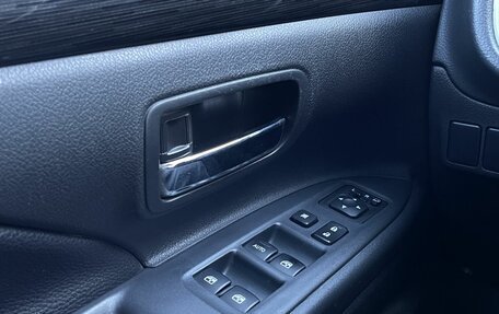 Mitsubishi Outlander III рестайлинг 3, 2017 год, 1 799 000 рублей, 13 фотография