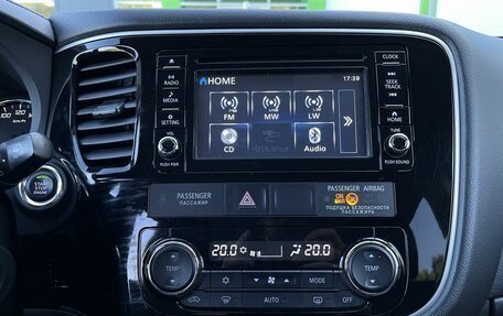 Mitsubishi Outlander III рестайлинг 3, 2017 год, 1 799 000 рублей, 15 фотография