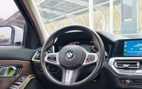 BMW 3 серия, 2022 год, 2 530 000 рублей, 9 фотография