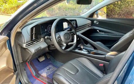 Hyundai Elantra, 2022 год, 1 030 000 рублей, 8 фотография