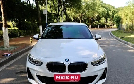 BMW 1 серия, 2022 год, 1 435 000 рублей, 5 фотография