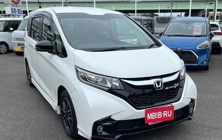 Honda Freed II, 2019 год, 1 050 000 рублей, 2 фотография