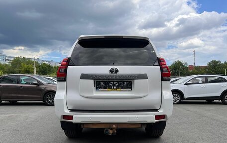 Toyota Land Cruiser Prado 150 рестайлинг 2, 2018 год, 3 159 900 рублей, 5 фотография