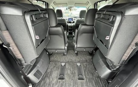 Honda Freed II, 2019 год, 1 050 000 рублей, 17 фотография