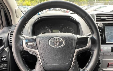 Toyota Land Cruiser Prado 150 рестайлинг 2, 2018 год, 3 159 900 рублей, 11 фотография