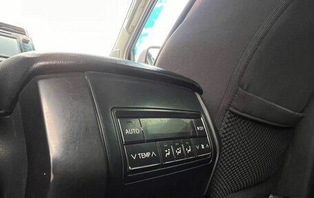 Toyota Land Cruiser Prado 150 рестайлинг 2, 2018 год, 3 159 900 рублей, 16 фотография