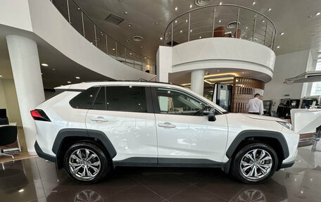 Toyota RAV4, 2024 год, 3 870 000 рублей, 5 фотография