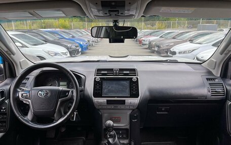 Toyota Land Cruiser Prado 150 рестайлинг 2, 2018 год, 3 159 900 рублей, 19 фотография