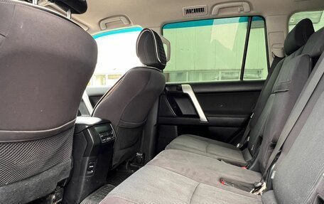 Toyota Land Cruiser Prado 150 рестайлинг 2, 2018 год, 3 159 900 рублей, 15 фотография