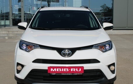 Toyota RAV4, 2018 год, 2 949 000 рублей, 2 фотография