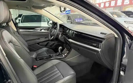 Volkswagen Passat B8 рестайлинг, 2022 год, 1 780 000 рублей, 15 фотография