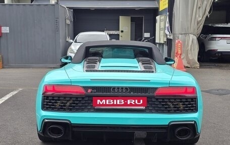 Audi R8, 2021 год, 18 350 000 рублей, 5 фотография