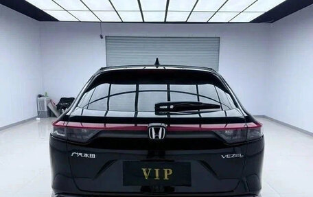Honda Vezel, 2022 год, 1 550 000 рублей, 5 фотография