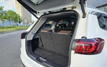 Chery Tiggo 8 Pro, 2023 год, 1 902 000 рублей, 10 фотография