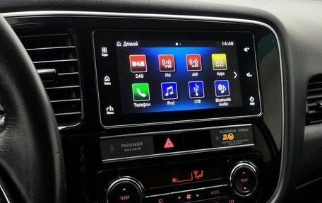 Mitsubishi Outlander III рестайлинг 3, 2019 год, 1 887 000 рублей, 23 фотография