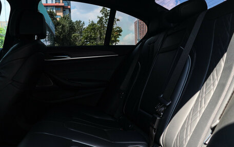 BMW 5 серия, 2019 год, 4 450 000 рублей, 10 фотография