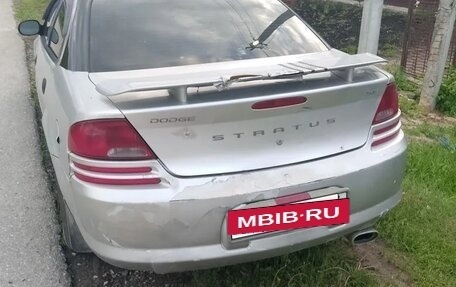 Dodge Stratus II, 2003 год, 180 000 рублей, 2 фотография