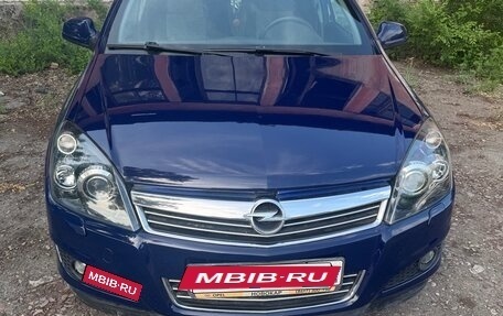 Opel Astra H, 2014 год, 900 000 рублей, 1 фотография