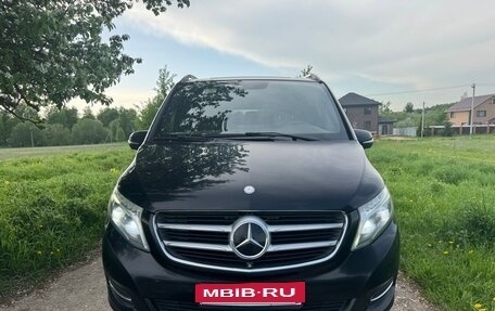Mercedes-Benz V-Класс, 2014 год, 2 950 000 рублей, 4 фотография