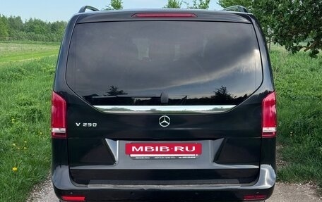 Mercedes-Benz V-Класс, 2014 год, 2 950 000 рублей, 6 фотография