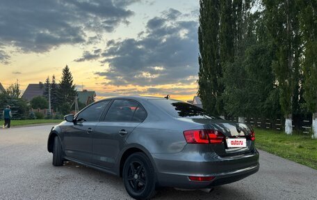 Volkswagen Jetta VI, 2014 год, 1 060 000 рублей, 4 фотография