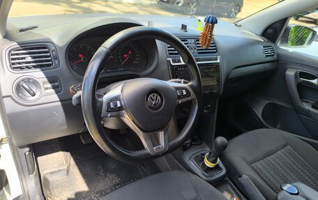Volkswagen Polo VI (EU Market), 2017 год, 1 050 000 рублей, 5 фотография