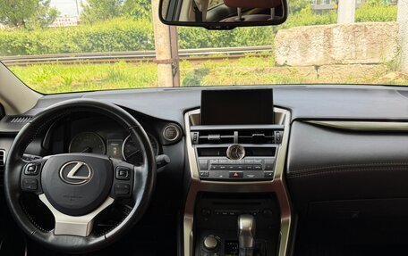 Lexus NX I, 2016 год, 2 580 000 рублей, 8 фотография