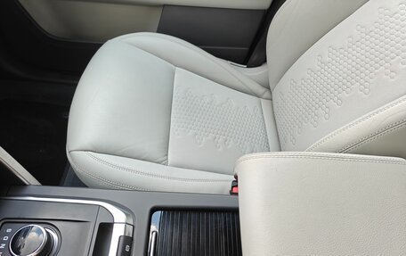 Land Rover Discovery Sport I рестайлинг, 2018 год, 2 227 000 рублей, 11 фотография