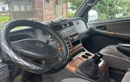 SsangYong Istana, 2002 год, 350 000 рублей, 6 фотография