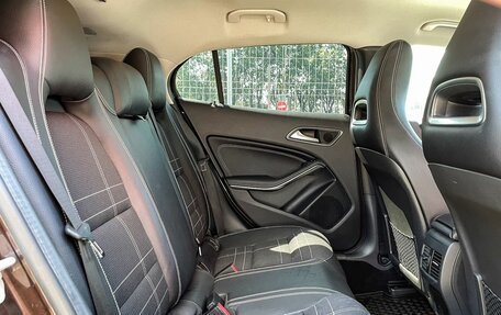 Mercedes-Benz GLA, 2014 год, 1 979 000 рублей, 12 фотография
